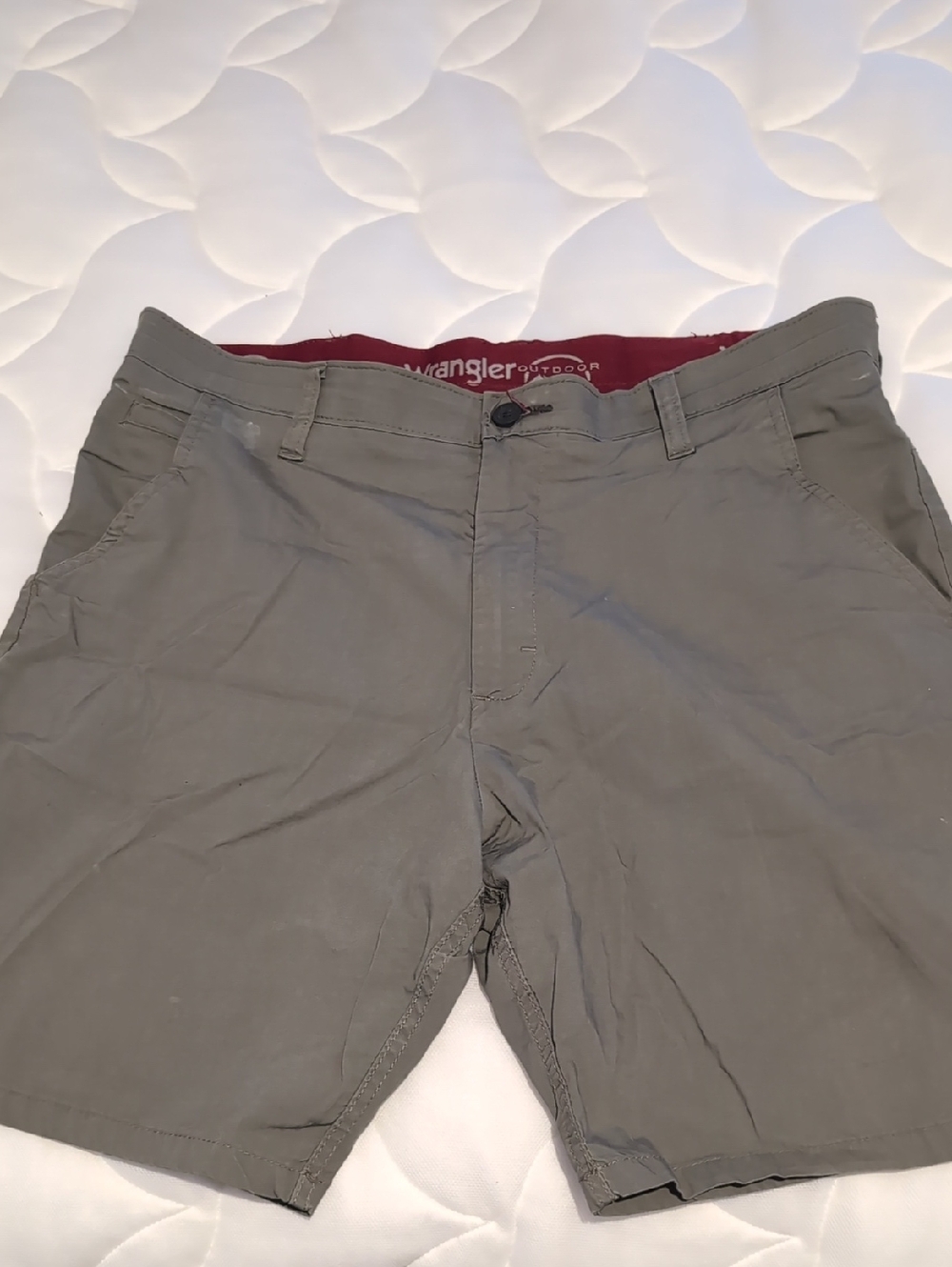 Wrangler Olive Shorts with Red Waistband Detail